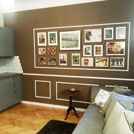 Stunning Coffee & Chocolate Flat In Old Town ורשה